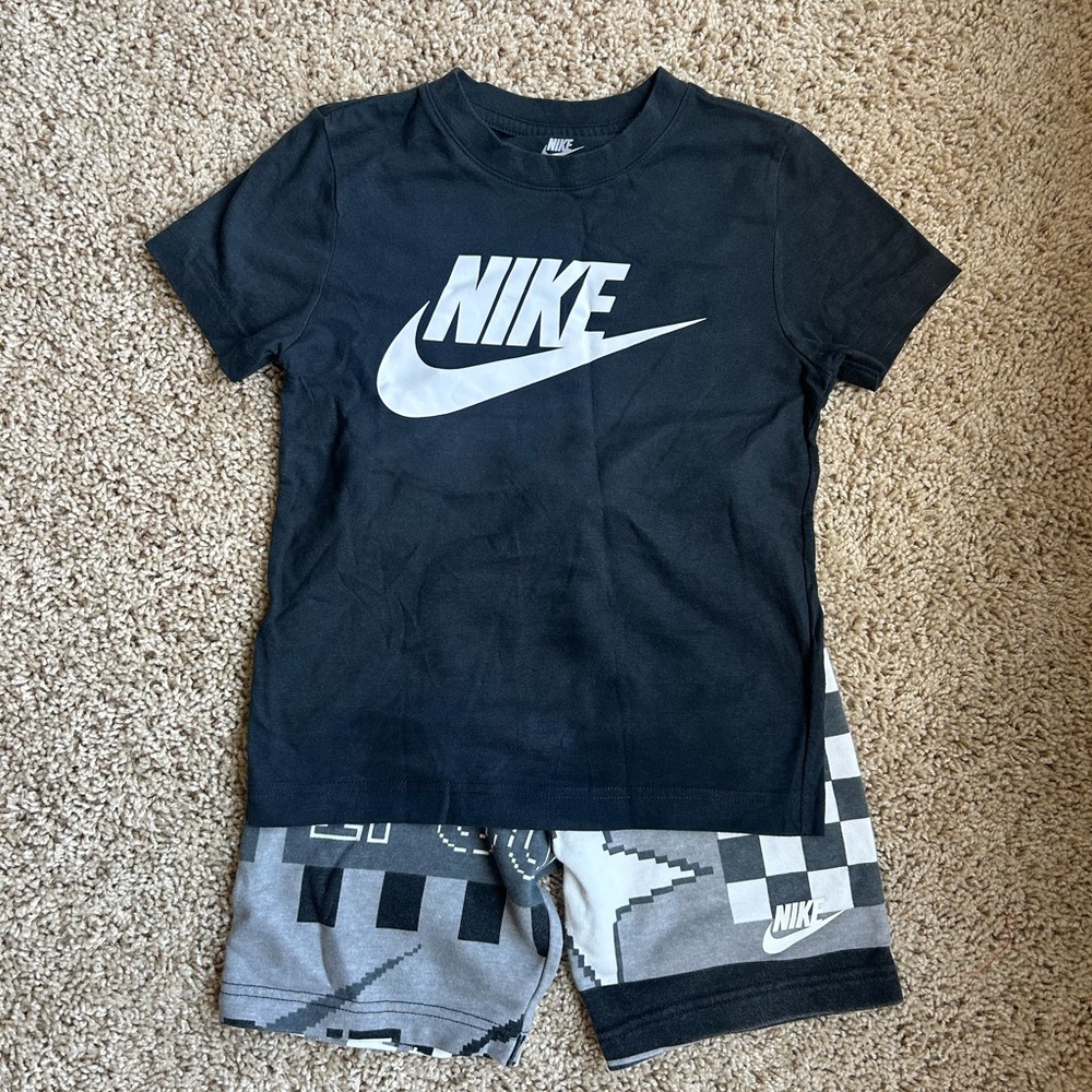 Nike Black T-Shirt and Gray Shorts Set